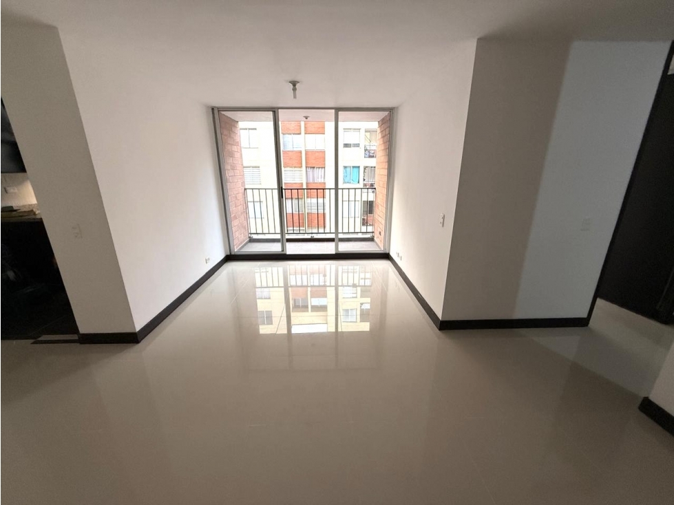 SE VENDE APARTAMENTO EN ENVIGADO BARRIO LA PAZ — foto 4