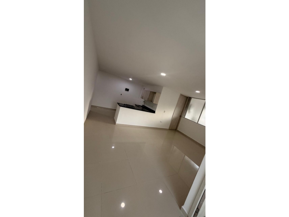 SE VENDE APARTAMENTO EN BELLO BARRIO CABAÑAS — foto 4