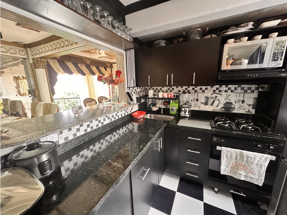 SE VENDE APARTAMENTO EN BELLO BARRIO CABAÑAS PARTE BAJA — foto 6