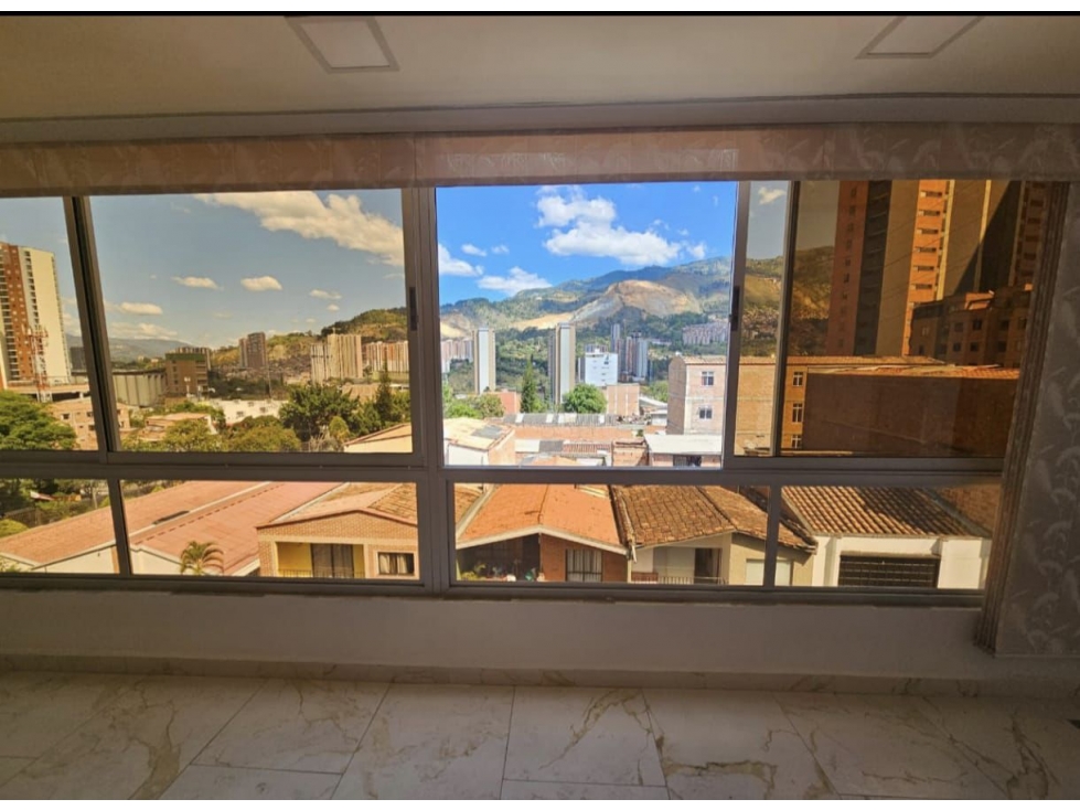 SE VENDE APARTAMENTO DÚPLEX EN BELLO-CABAÑAS PARTE BAJA — foto 4