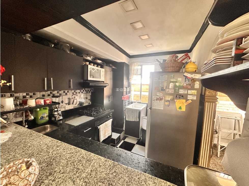 SE VENDE APARTAMENTO EN BELLO BARRIO CABAÑAS PARTE BAJA — foto 5