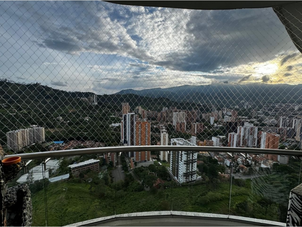 SE VENDE APARTAMENTO EN SABANETA SECTOR AVES MARIA  — foto 2