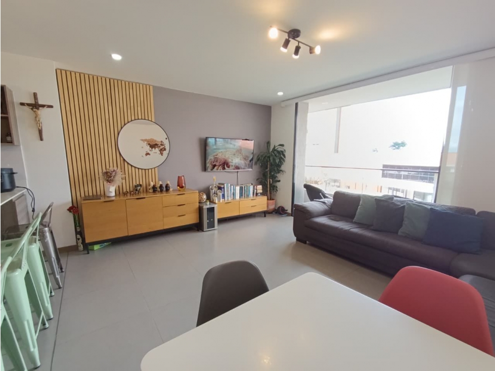 SE VENDE APARTAMENTO EN ENVIGADO SECTOR LAS BRUJAS