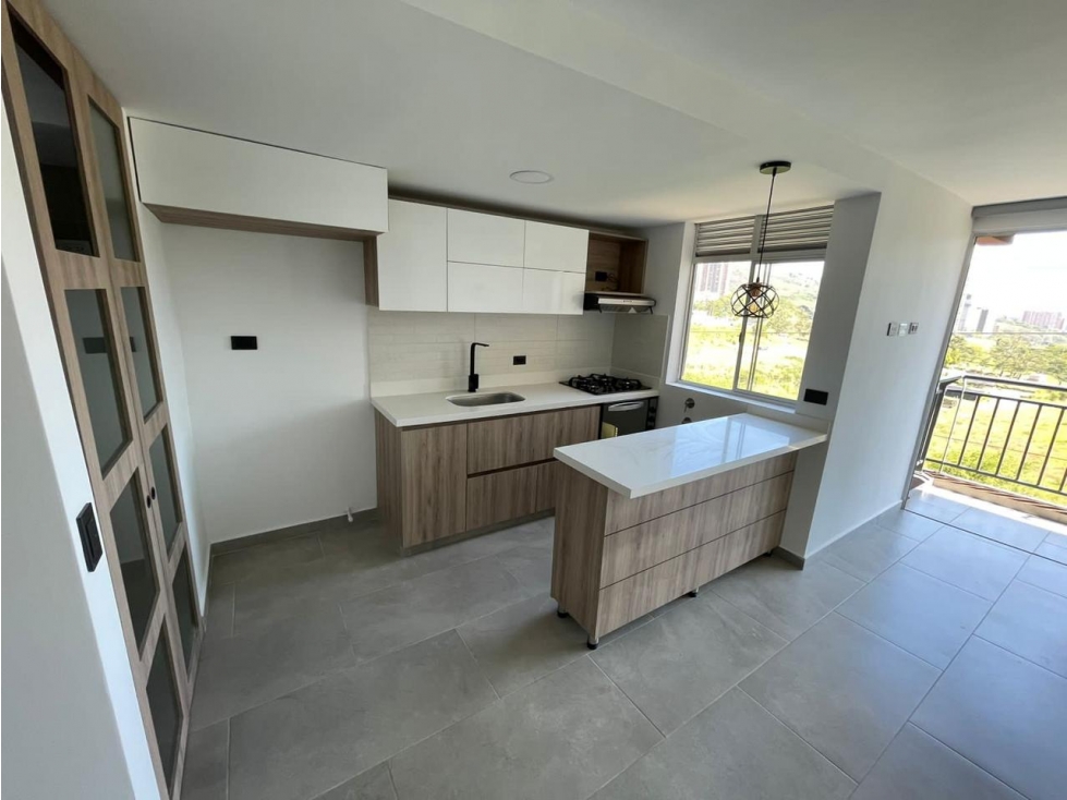 SE VENDE APARTAMENTO EN LA MEJOR ZONA DE NIQUIA CON PARQUEADERO