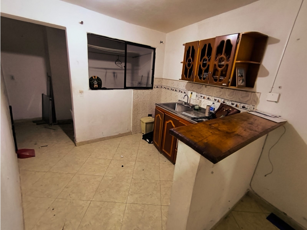SE VENDE APARTA LOCAL EN BELLO CABAÑAS CERCA A GUADALUPE — foto 4