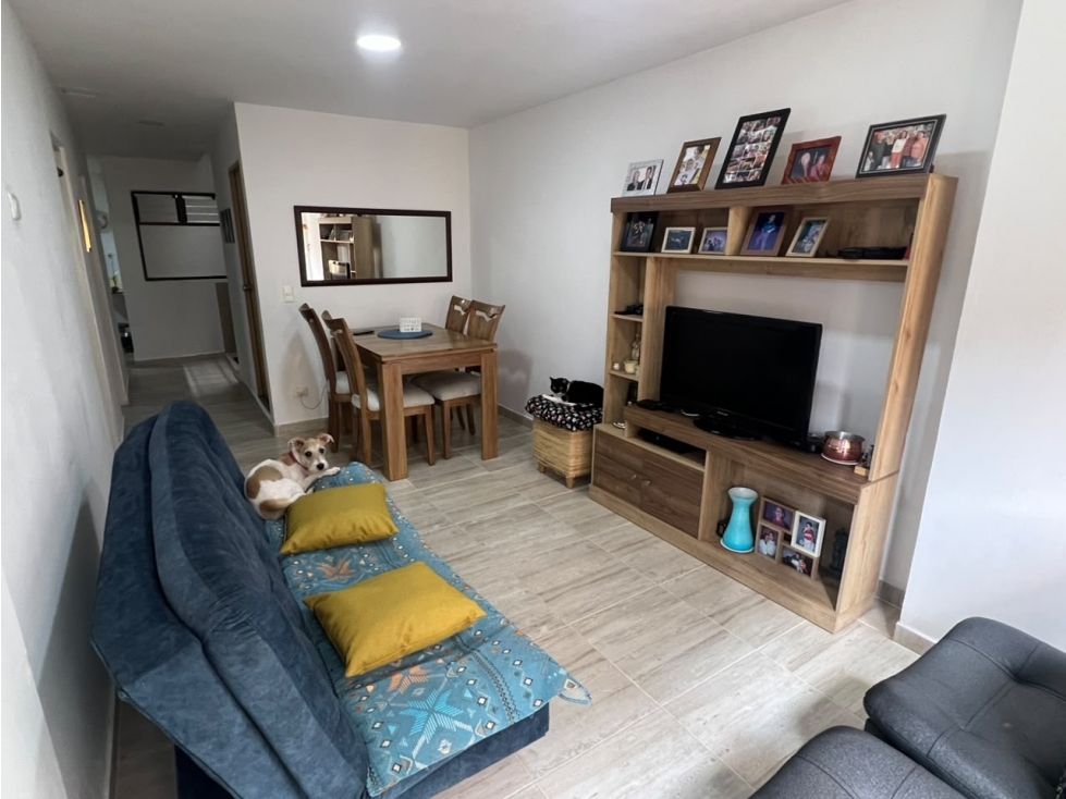 SE VENDE APARTAMENTO EN BELLO BARRIO CABAÑAS PARTE BAJA — foto 5