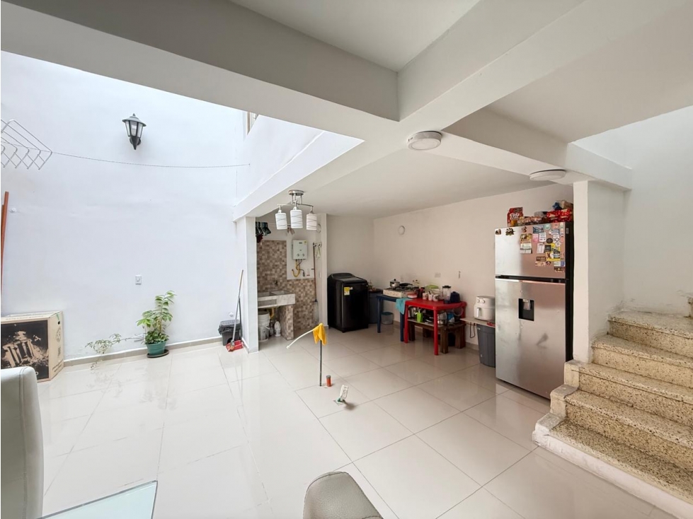 SE VENDE CASA UNIFAMILIAR EN ENVIGADO BARRIO ALTOS DEL TRIANON