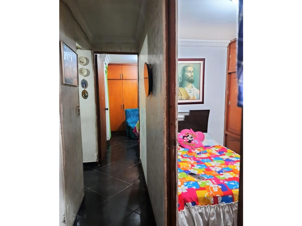 SE VENDE CASA CON NEGOCIO ACREDITADO EN LA PLAYITA MEDELLIN — foto 6