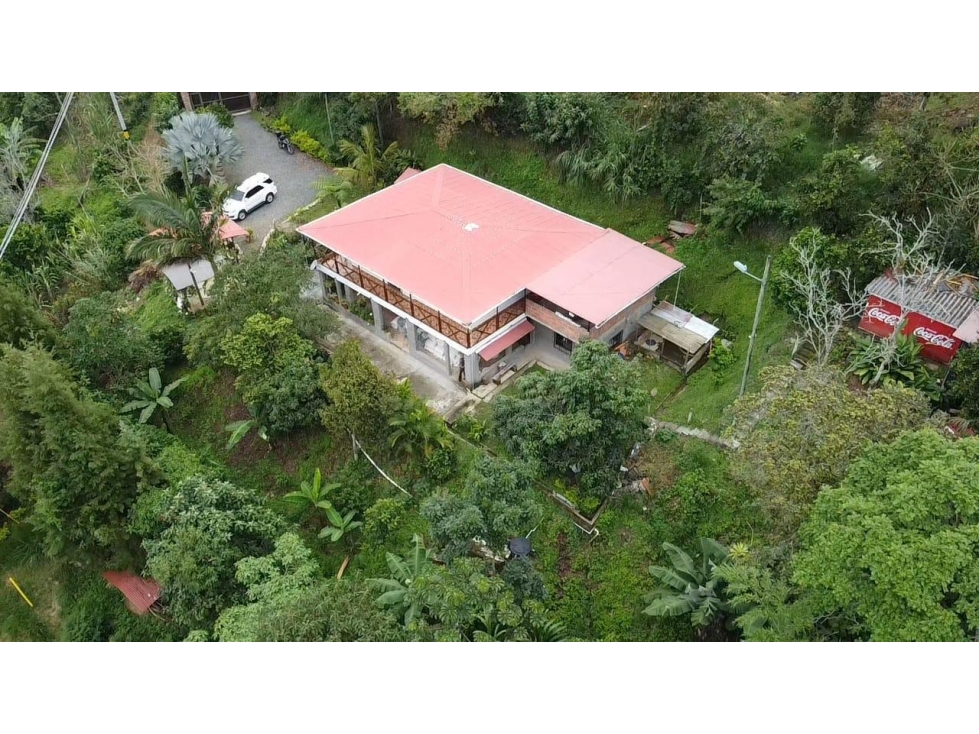 SE VENDE FINCA EN COPACABANA, A 30 MIN DEL PARQUE PRINCIPAL
