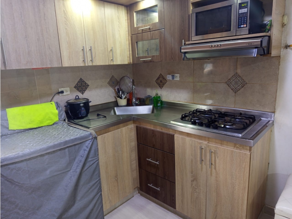 SE VENDE APARTAMENTO EN ALTOS DE NIQUIA RECIEN REMODELADO — foto 4