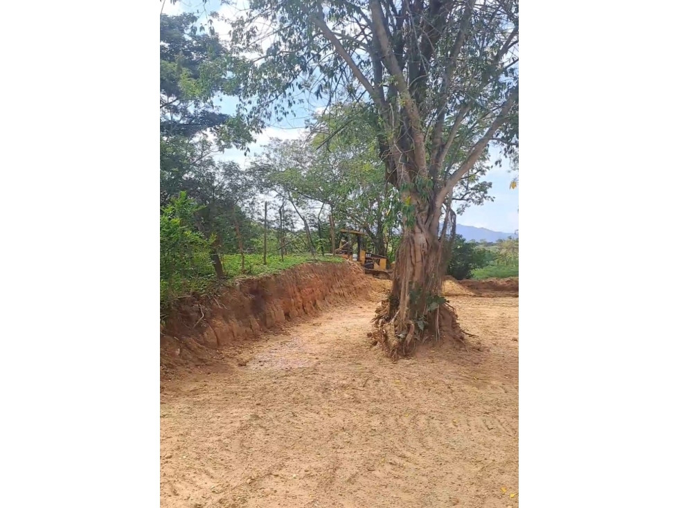 SE VENDE LOTES EN SOPETRAN, POR DEBAJO DEL VALOR COMERCIAL. — foto 2