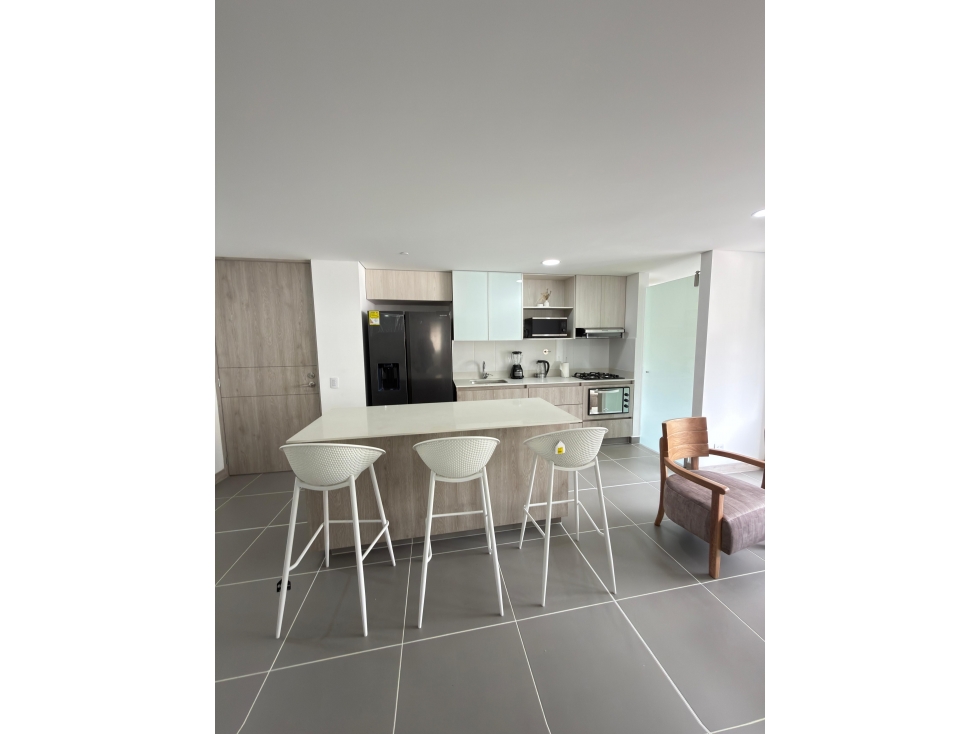 SE VENDE APARTAMENTO EN ENVIGADO SECTOR LA ABADIA — foto 2
