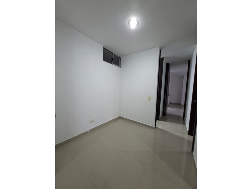 SE VENDE APARTAMENTO EN BELLO BARRIO CABAÑAS PARTE BAJA — foto 6