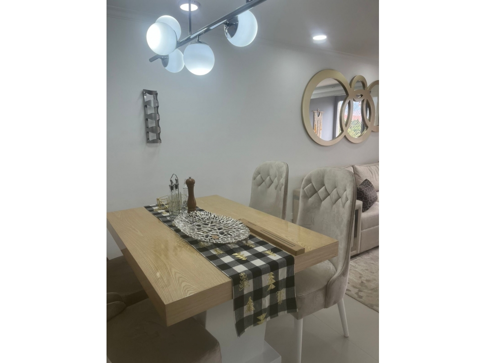 SE VENDE HERMOSO APARTAMENTO EN ROBLEDO ALTAMIRA CERCA AL PABLO TOBON — foto 2