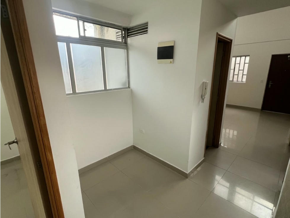 SE VENDE APARTAMENTO DÚPLEX EN BELLO BARRIO CABAÑAS — foto 6
