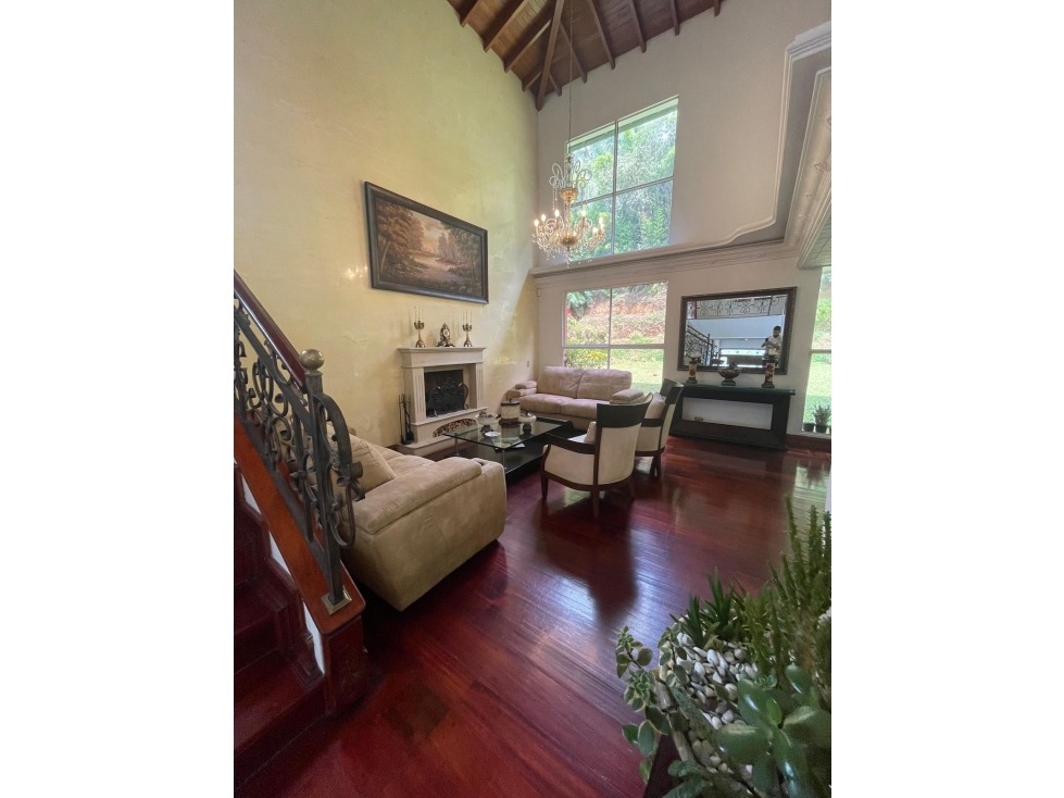 SE VENDE CASA EN EL POBLADO SECTOR LOMA LOS GONZÁLEZ  — foto 5