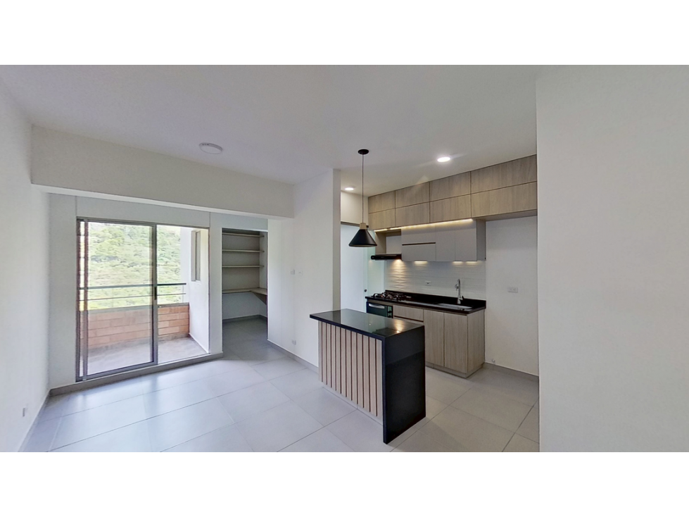 SE VENDE APARTAMENTO EN NAVARRA, A 5 MINUTOS DE LA ESTACIÓN NIQUIA — foto 2