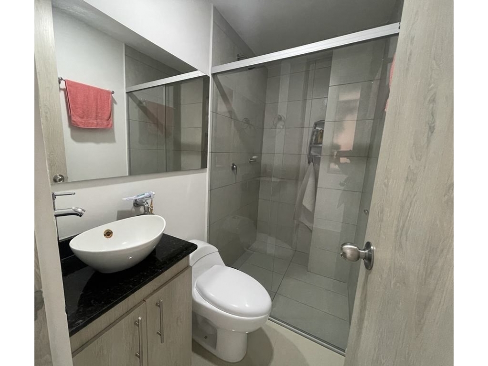 SE VENDE APARTAMENTO EN BELLO BARRIO CABAÑAS — foto 6