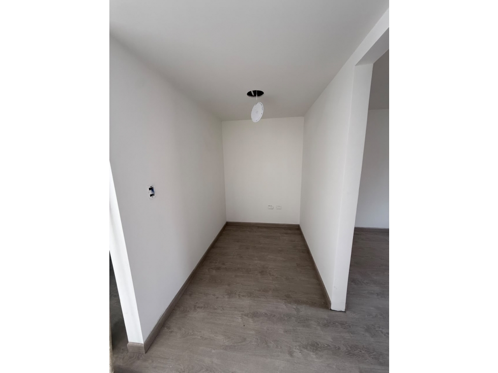 SE VENDE APARTAMENTO DÚPLEX EN MANRIQUE CENTRAL PARA ESTRENAR — foto 6