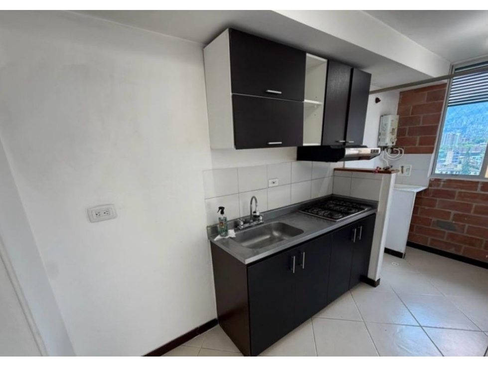 SE VENDE APARTAMENTO EN ENVIGADO BARRIO EL SEÑORIAL — foto 2