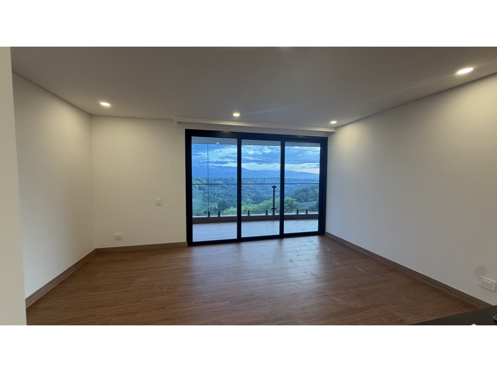 SE VENDE APARTAMENTO PARA ESTRENAR TORRE MACUIRA
