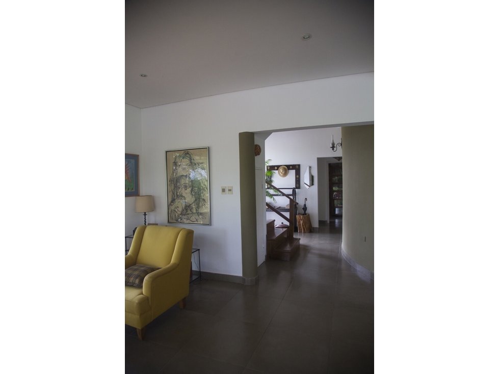 Terrés VENDE residencia en Surubi´i - 4