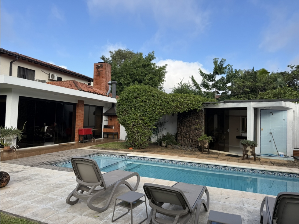 En venta residencia de lujo en Fernando de la Mora zona Norte - 2