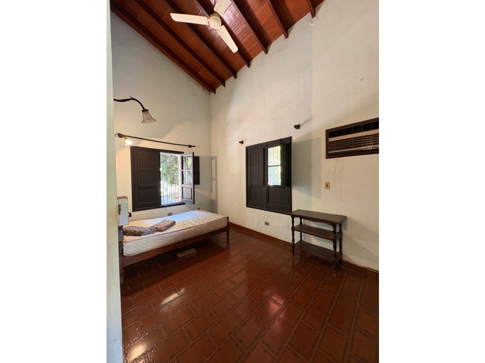 En venta amplia propiedad en el centro de Areguá - 6