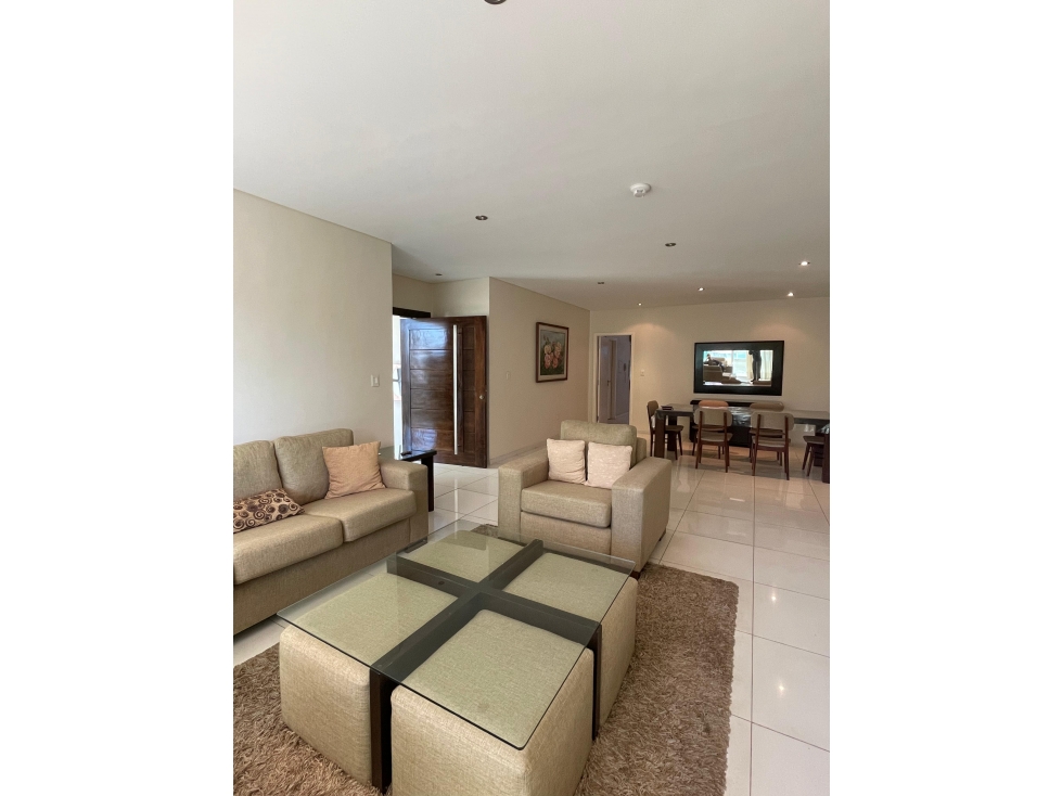 Vendo hermoso y amplio departamento de lujo amoblado sobre Sta Teresa - 2