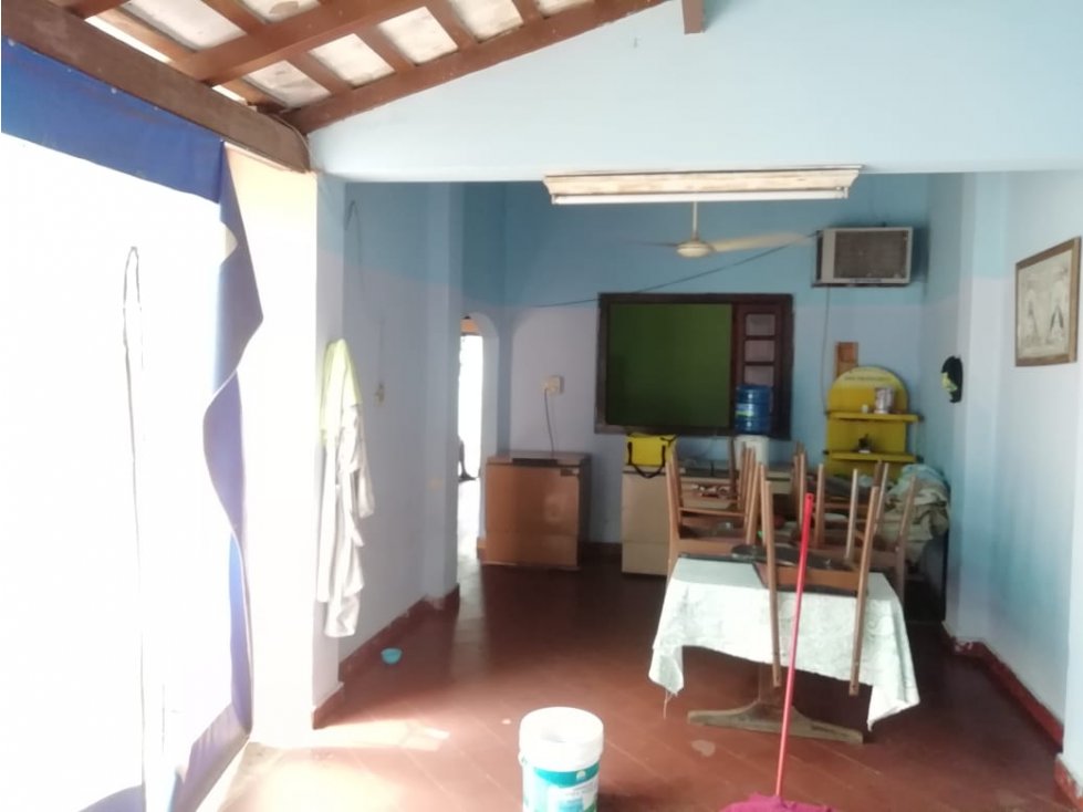 Se VENDE casa en Barrio Obrero — foto 3