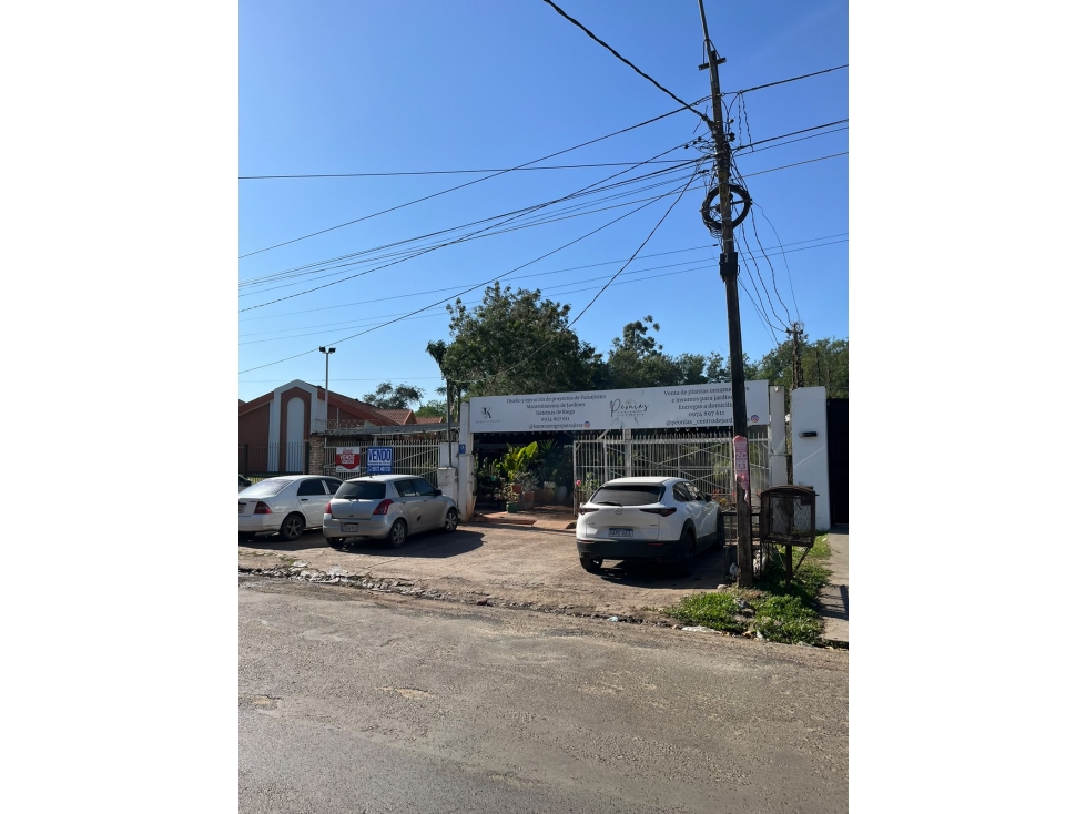 En venta terreno de 3134 m2 sobre Perón - 6