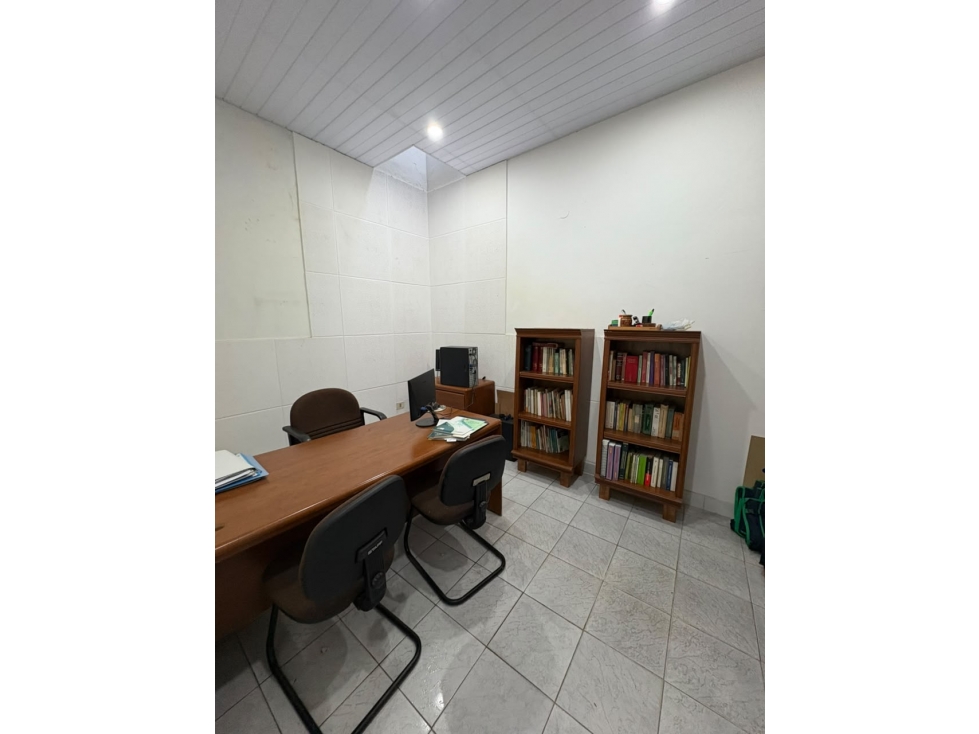 Alquilo casa para vivienda u oficina en el centro de Asunción - 6