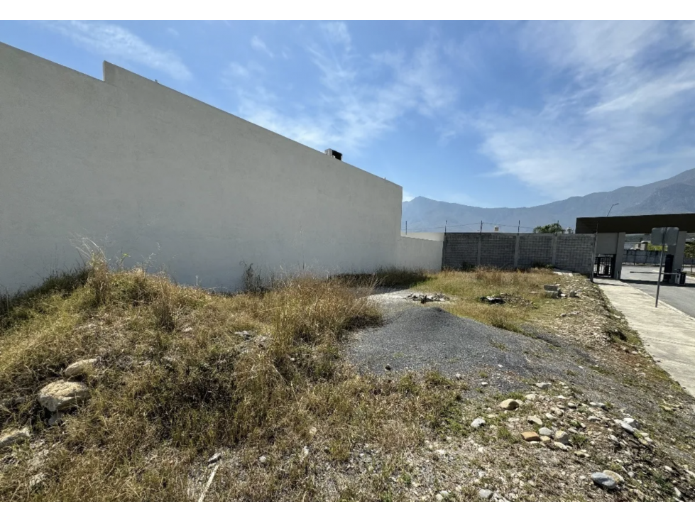 Terreno residencial en esquina en Privada Amorada, Santiago N.L. - 4