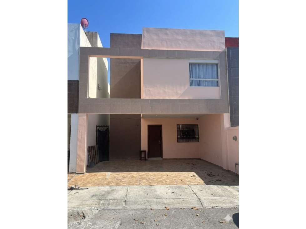 CASA EN RENTA EN PRIVADA MADEIRA RESIDENCIAL APODACA