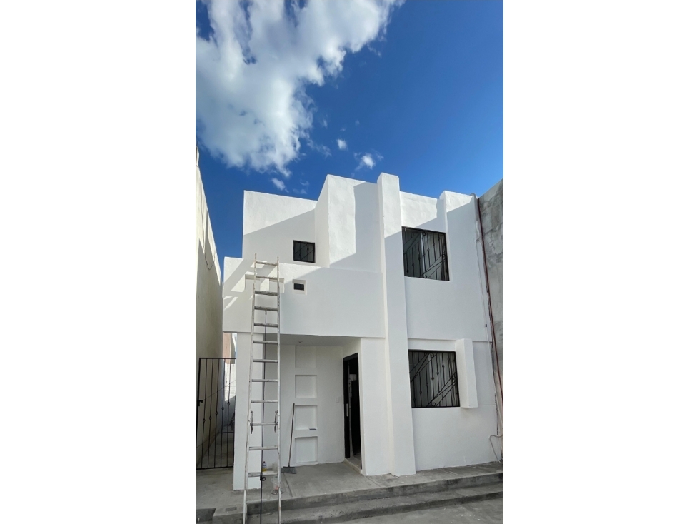 Venta en Quinta Colonial, Apodaca N.L. 