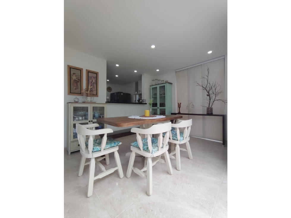CASA EN LOMITAS — foto 2
