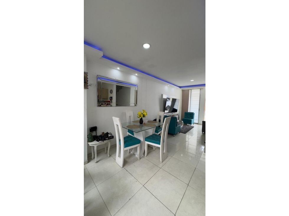 CASA EN CONJUNTO EN LOS PATIOS — foto 2