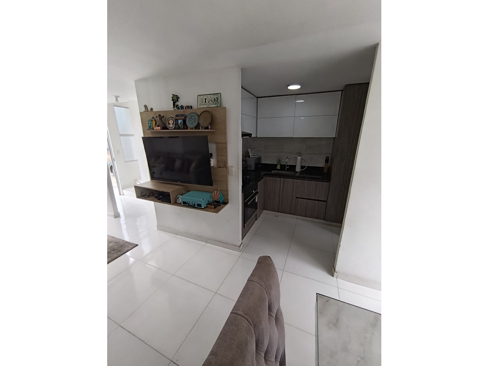 CASA REMODELADA EN VENTA CIUDADELA PRIMAVERA VILLA DEL ROSARIO — foto 4