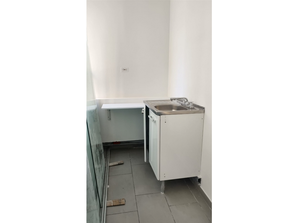 OFICINA EN ARRIENDO/CHICÓ - 3