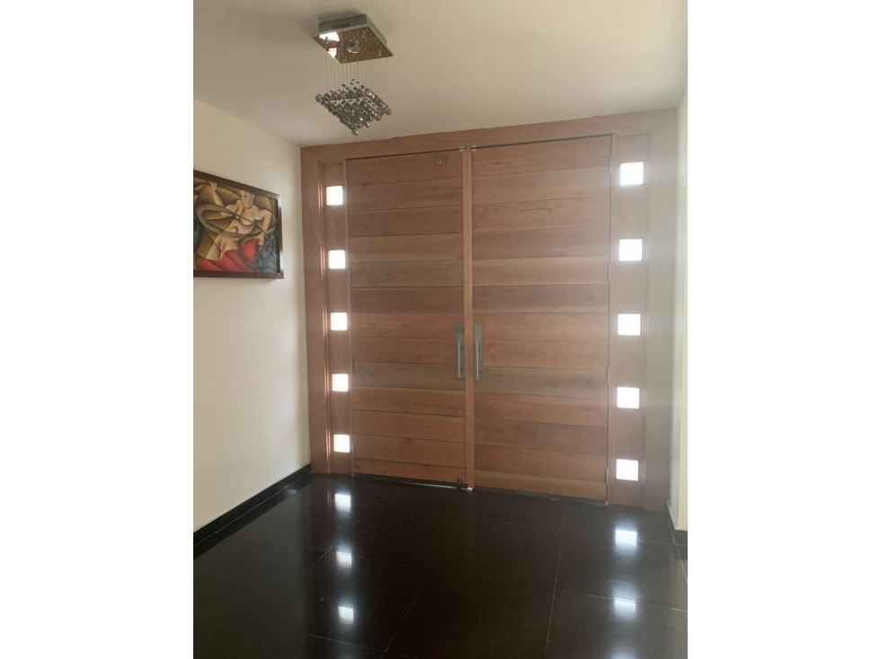 Se vende Amplia y Comoda Casa en Alto Prado $1.450.000.000