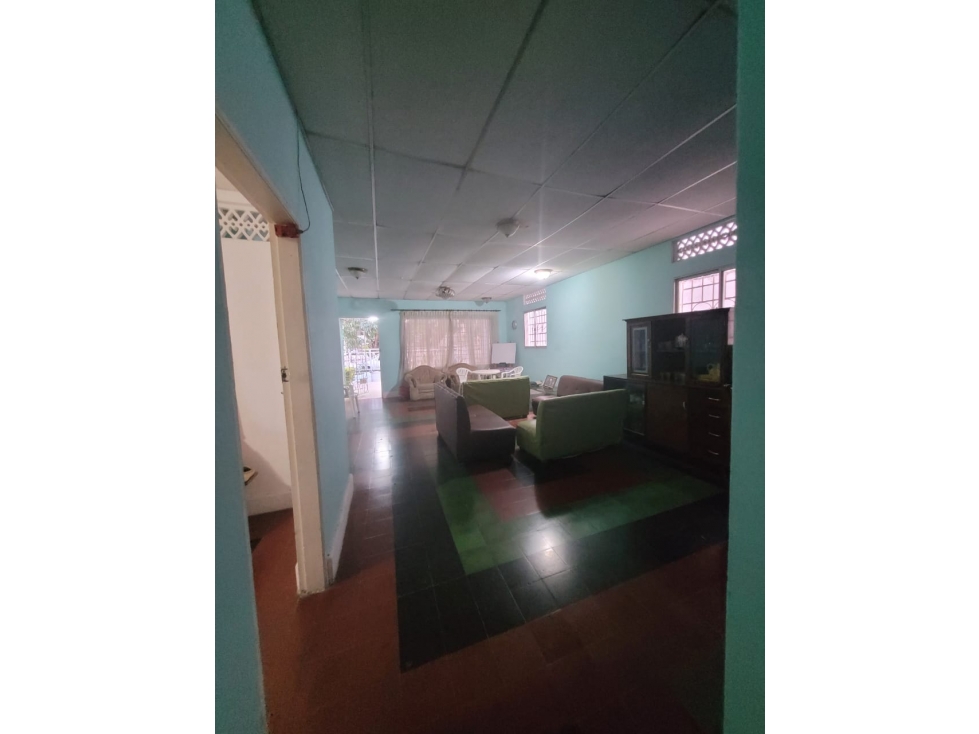 VENTA CASA INDEPENDIENTE DELICIAS $580.000.000 NEGOCIABLE
