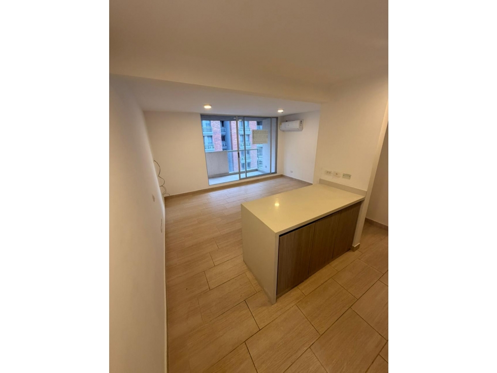 Se arriendo apartamento en el Barrio Río Alto, Sector de Riomar.