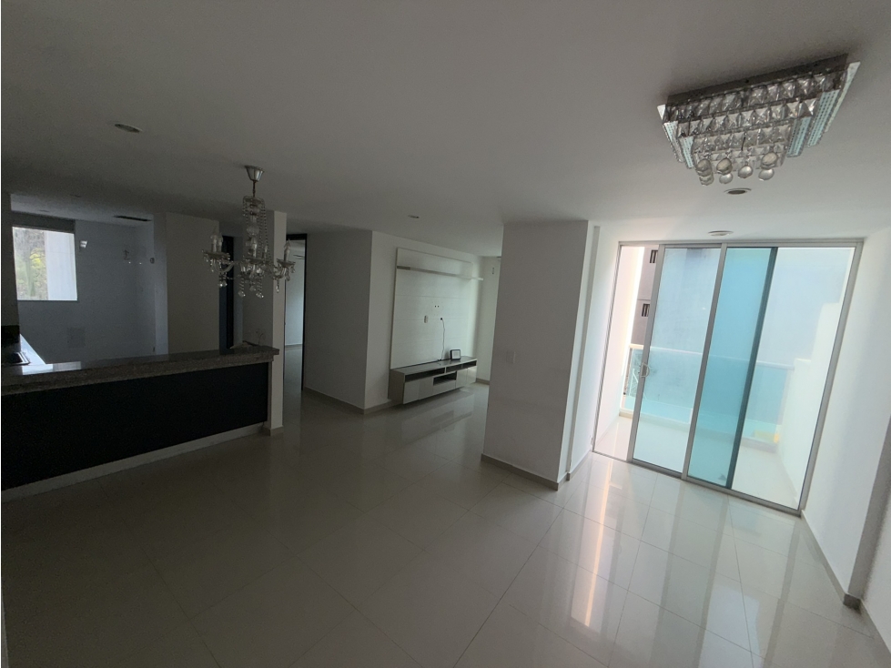 Se arrienda o vende apartamento en el Barrio El Tabor — foto 2
