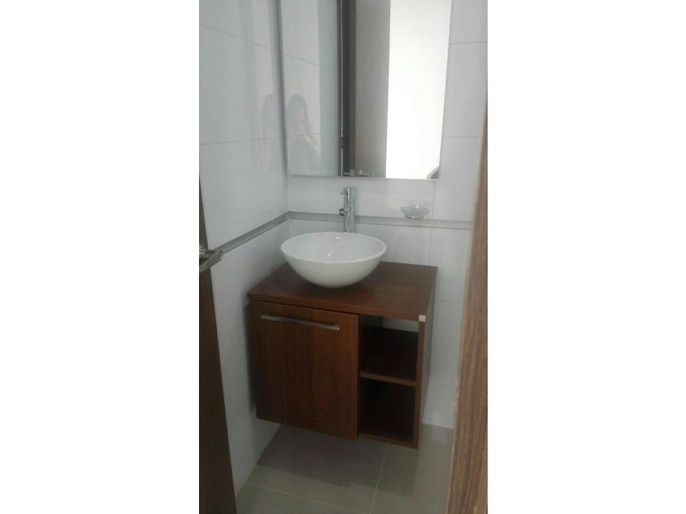 Se vende oficina en el barrio Villa Country - 4