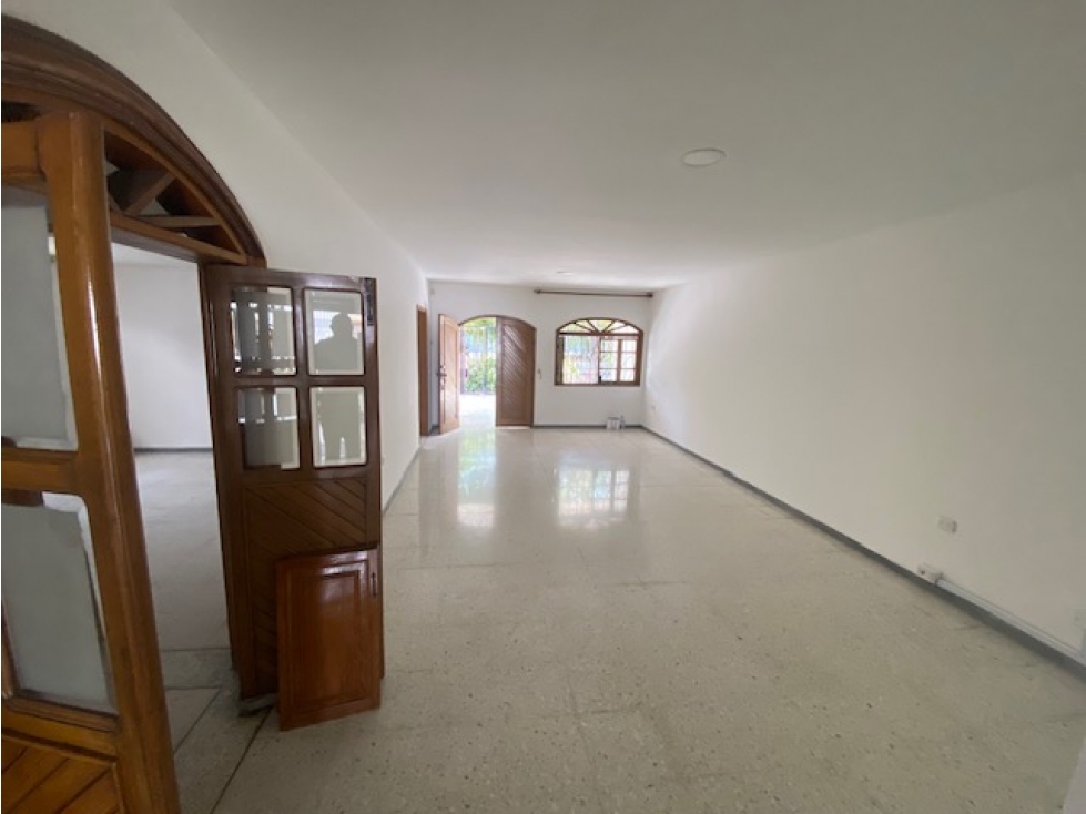 Se arrienda casa uso residencial o comercial en el barrio El Porvenir — foto 3