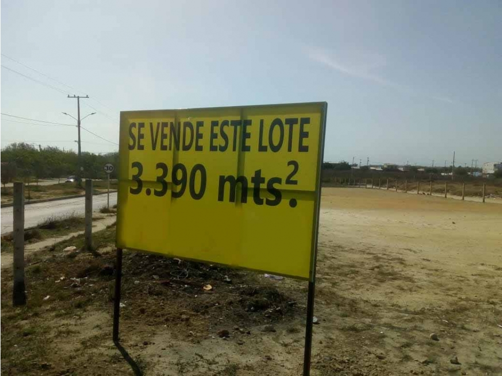 Se vende lote en Villa Olimpica - 2