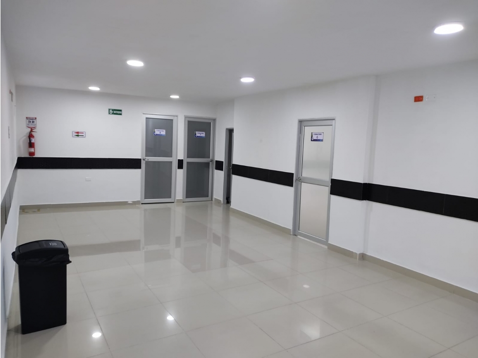 Se arrienda casa comercial Barrio El Recreo — foto 4