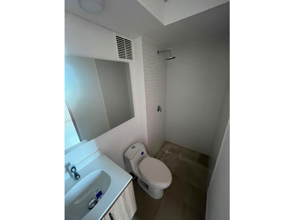 Se vende apartamento nuevo en Villa Carolina — foto 6
