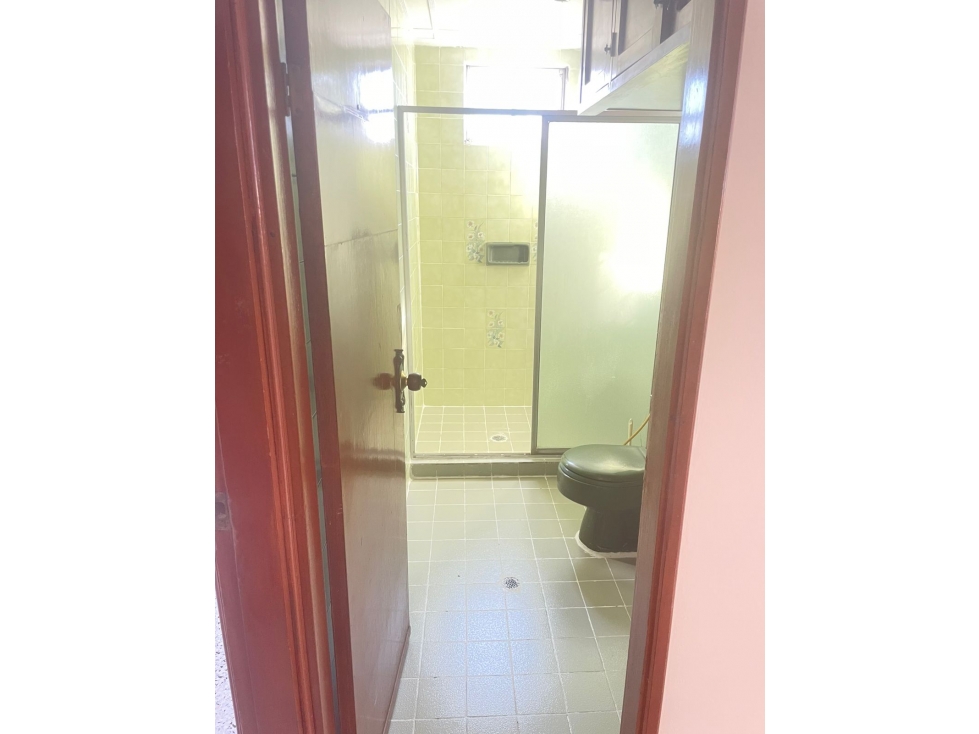 Se vende apartamento en cuarto piso barrio La Cumbre — foto 4