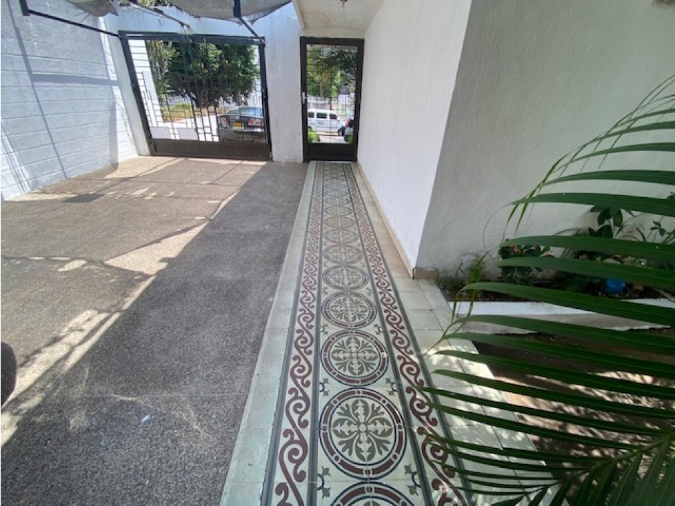 Se vende casa residencial o comercial en el Barrio Nuevo Horizonte. — foto 2
